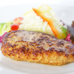三元豚のハンバーグ<br>655円